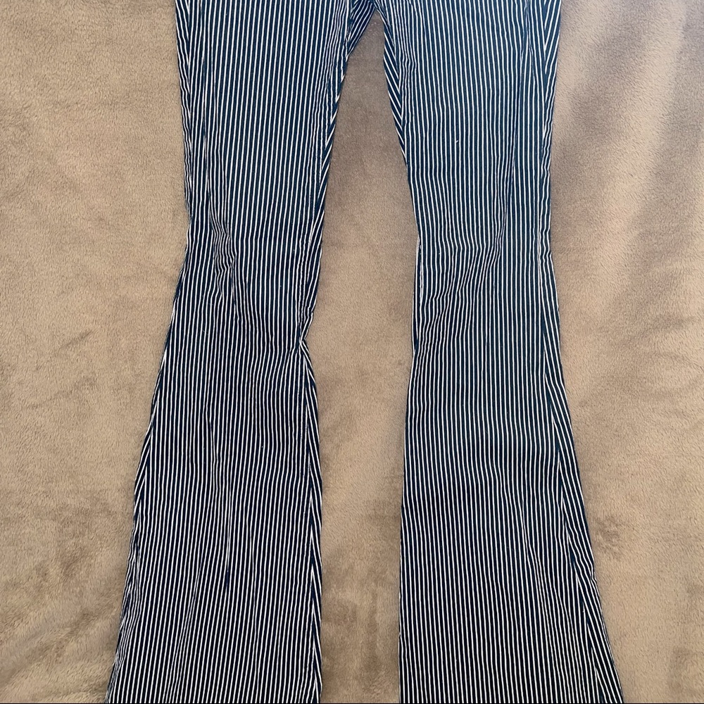 Newbury Kustom Midrise Flares